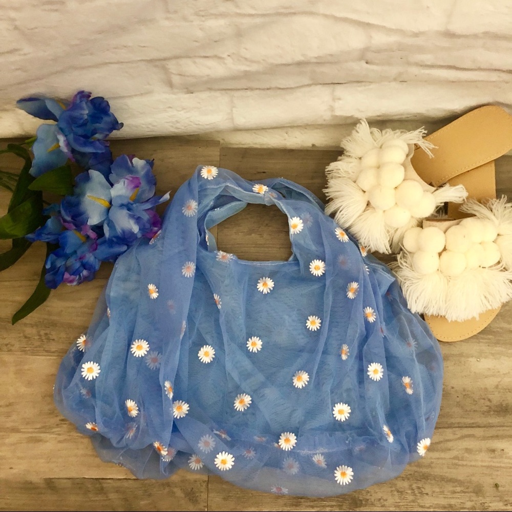 Blue Daisy Mesh Tote Bag - Lightweight Floral Beach Tote